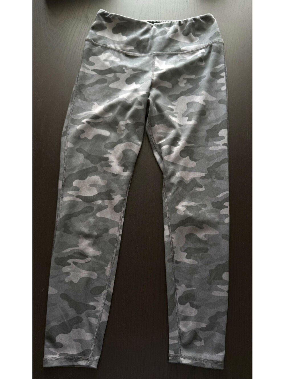 Danskin Women Medium Gray Camouflage Soft Leggings Athletic Yoga Pants High Rise